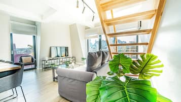 Superior Apartment | Individually decorated, individually furnished, blackout curtains