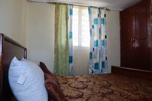 3 Schlafzimmer, Bügeleisen/Bügelbrett, kostenloses WLAN