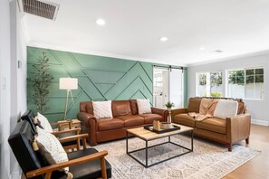 Smart TV, fireplace, offices