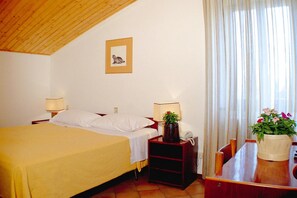 3 dormitoris, un bressol de viatge i wifi gratuïta 