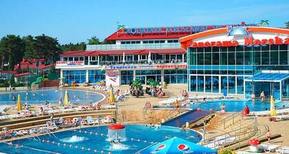 Komfortable FerienhÀuser mit Terrassen