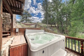 Outdoor spa tub - Gorgeous Rippling Waters!  Private Hot Tub- Spectacular Views! (Nathrop)