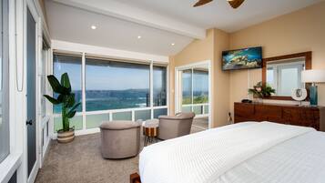 Condo, 1 Bedroom | 1 bedroom, iron/ironing board, free WiFi