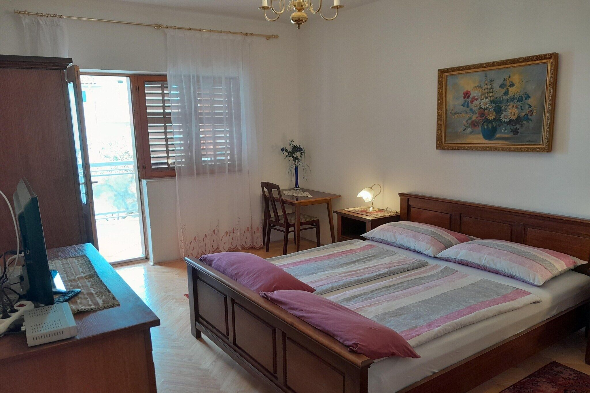 2 bedrooms, WiFi (free)