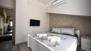 2 Schlafzimmer, Zimmersafe, Bügeleisen/Bügelbrett, kostenloses WLAN