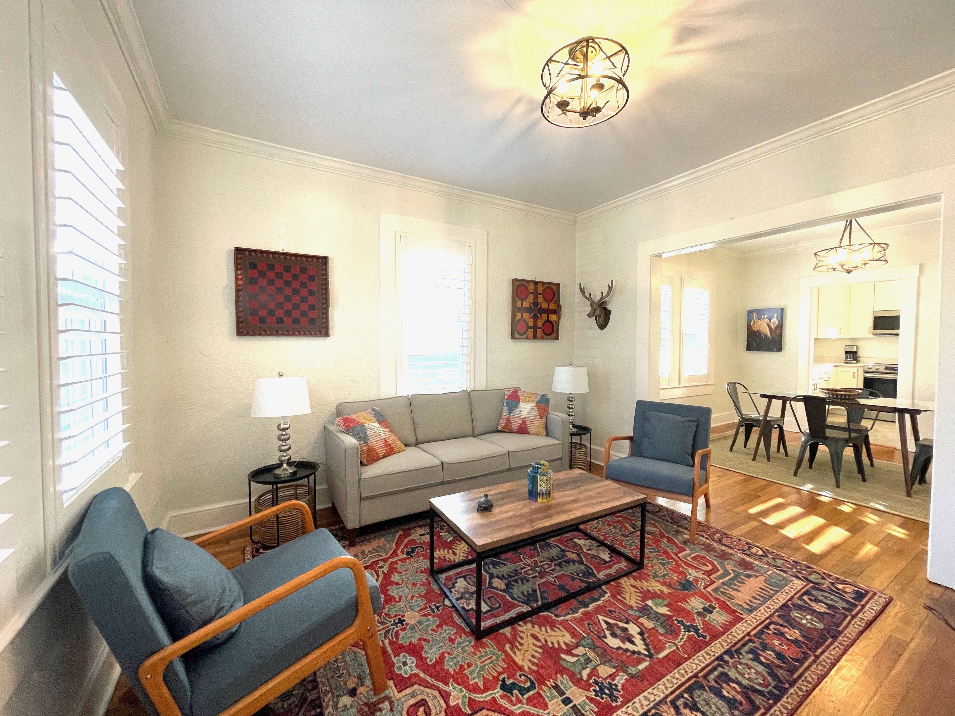 Charming Five Points Bungalow Near Downtown Asheville, ASHEVILLE, NC