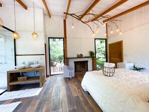 Deluxe Chalet, 1 Bedroom, Jetted Tub, Mountain View