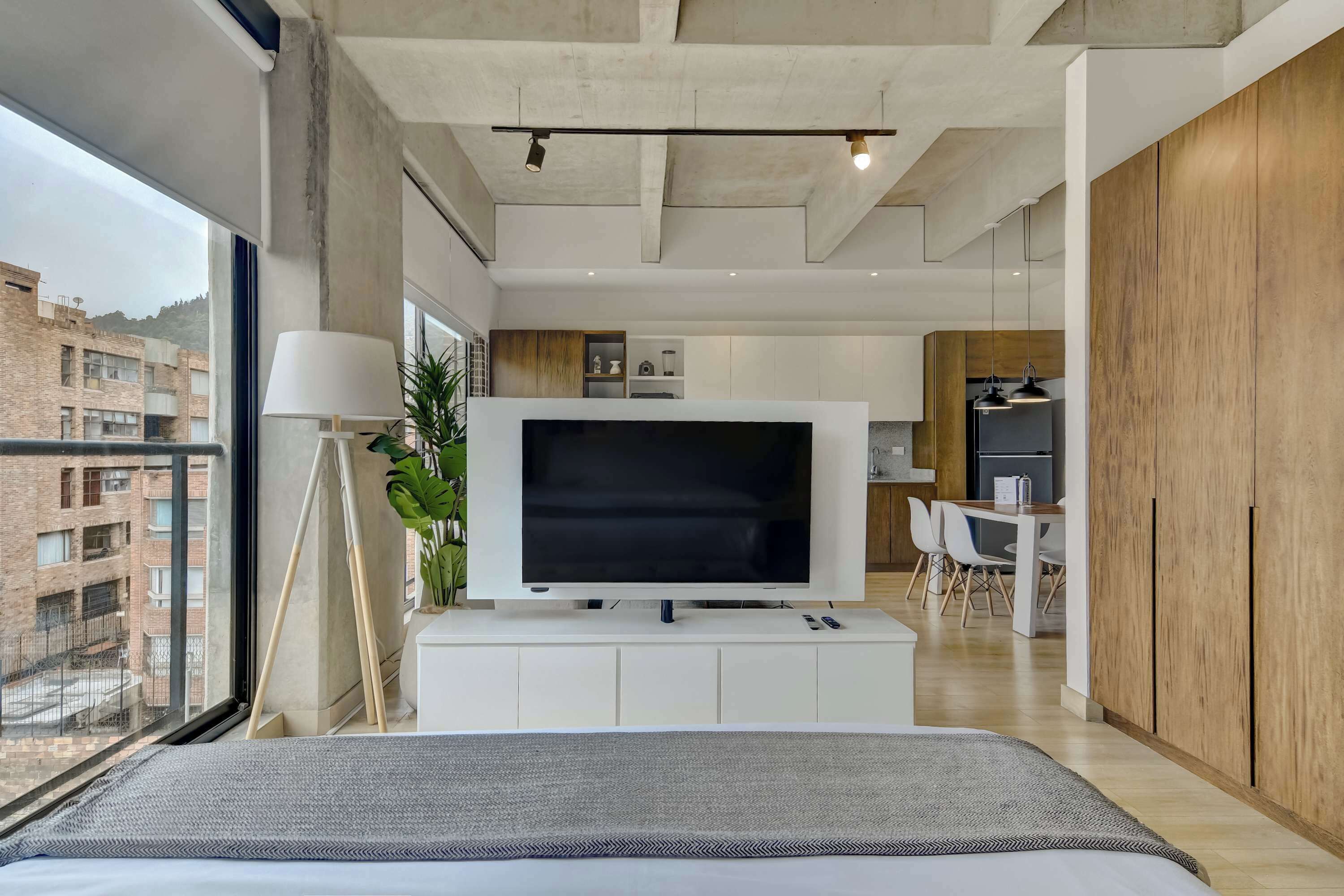 1 chambre, fer et planche à repasser, Wi-Fi, literie fournie