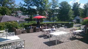 Outdoor dining - Nidaros Pilegrimsgård (Trondheim)