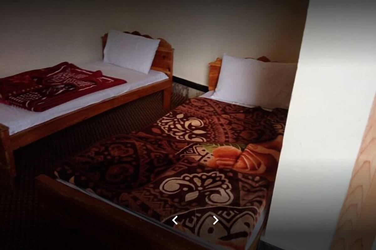 Double or Twin Room | Soundproofing, free WiFi, bed sheets