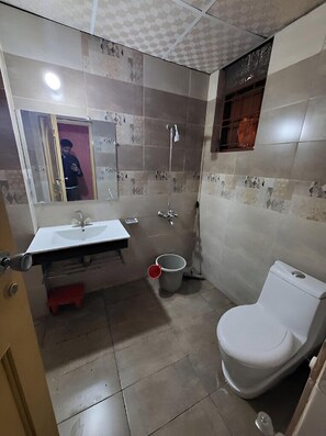 淋浴設備、免費盥洗用品