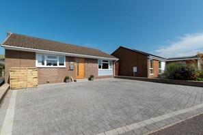Exterior - 2 Bed in Braunton (oc-5fair) (Braunton)