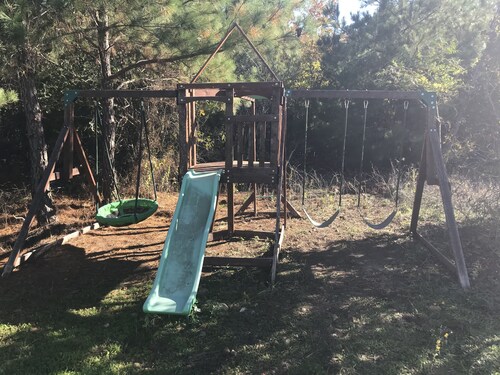 Lost Pines Lake House near Bastrop State Park and Buescher State Park..