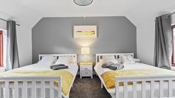 3 bedrooms, iron/ironing board, travel crib, free WiFi