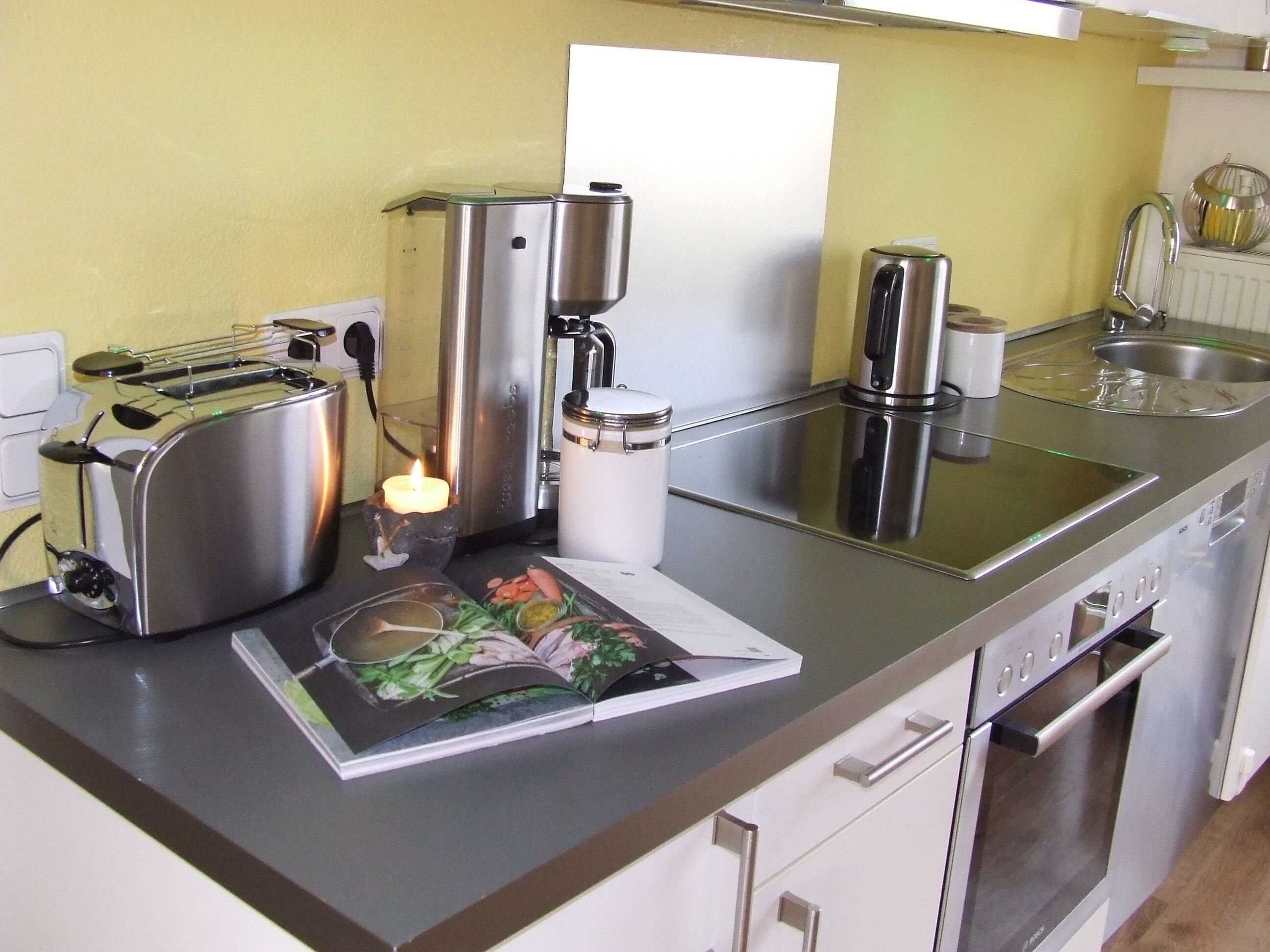 雪 櫃、微波爐、焗爐、爐具