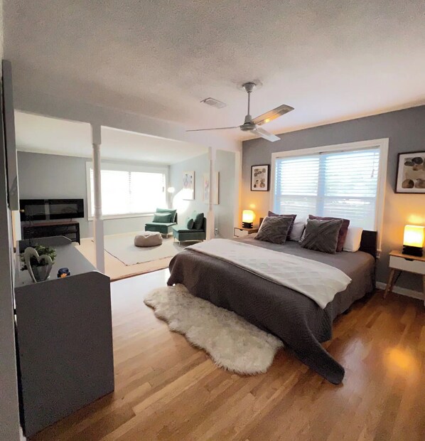 5 bedrooms, free WiFi, bed sheets