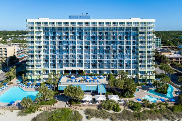 Exterior - Family Suite at Coral Beach Resort - Full Access to Amenities! (Myrtle Beach)