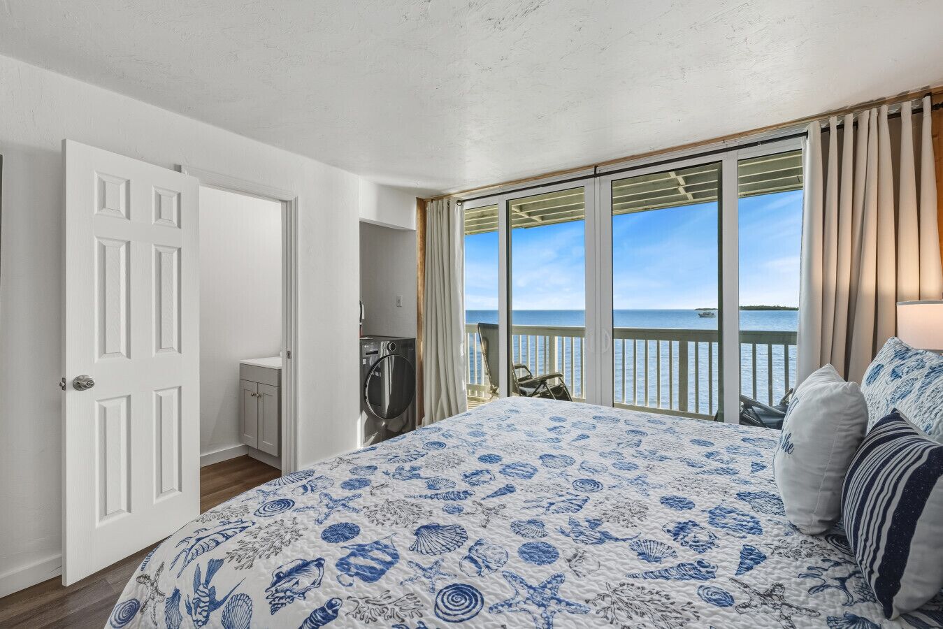 2 chambres, fer et planche à repasser, lit parapluie, Wi-Fi gratuit