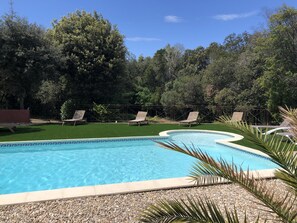 Outdoor pool - Between Uzès and Pont du Gard, a haven of peace with swimming pool (Collias)