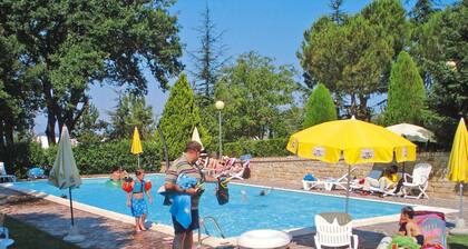 Hotel en Marche con rutas de senderismo