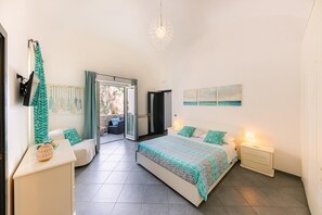 2 Schlafzimmer, schallisolierte Zimmer, Bügeleisen/Bügelbrett