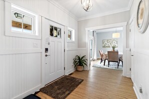 Dining - Bay view | 3BR House | Hot Tub & Private Dock (Virginia Beach)