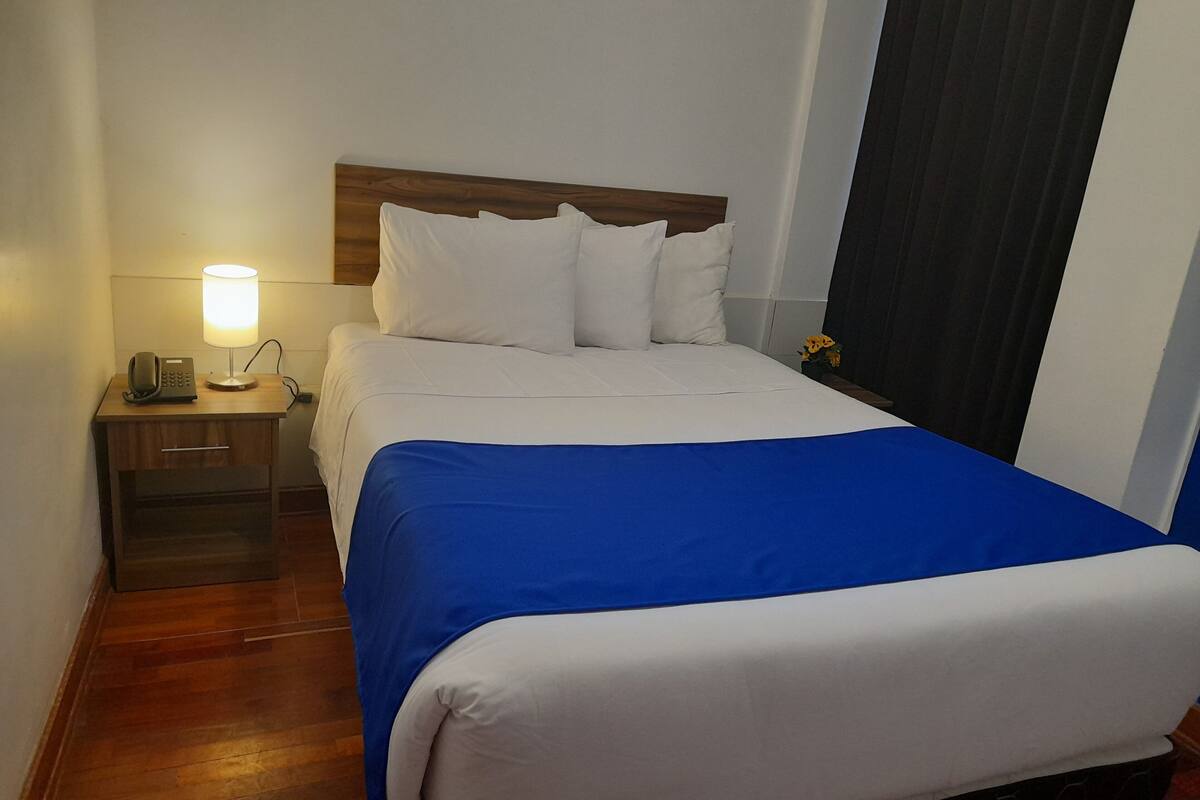 Single Room | Free WiFi