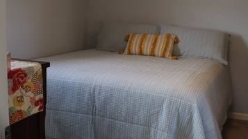 1 bedroom, travel cot, free WiFi, bed sheets