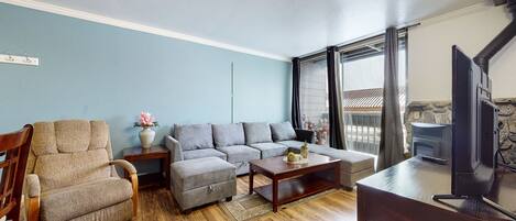 Televisión, chimenea