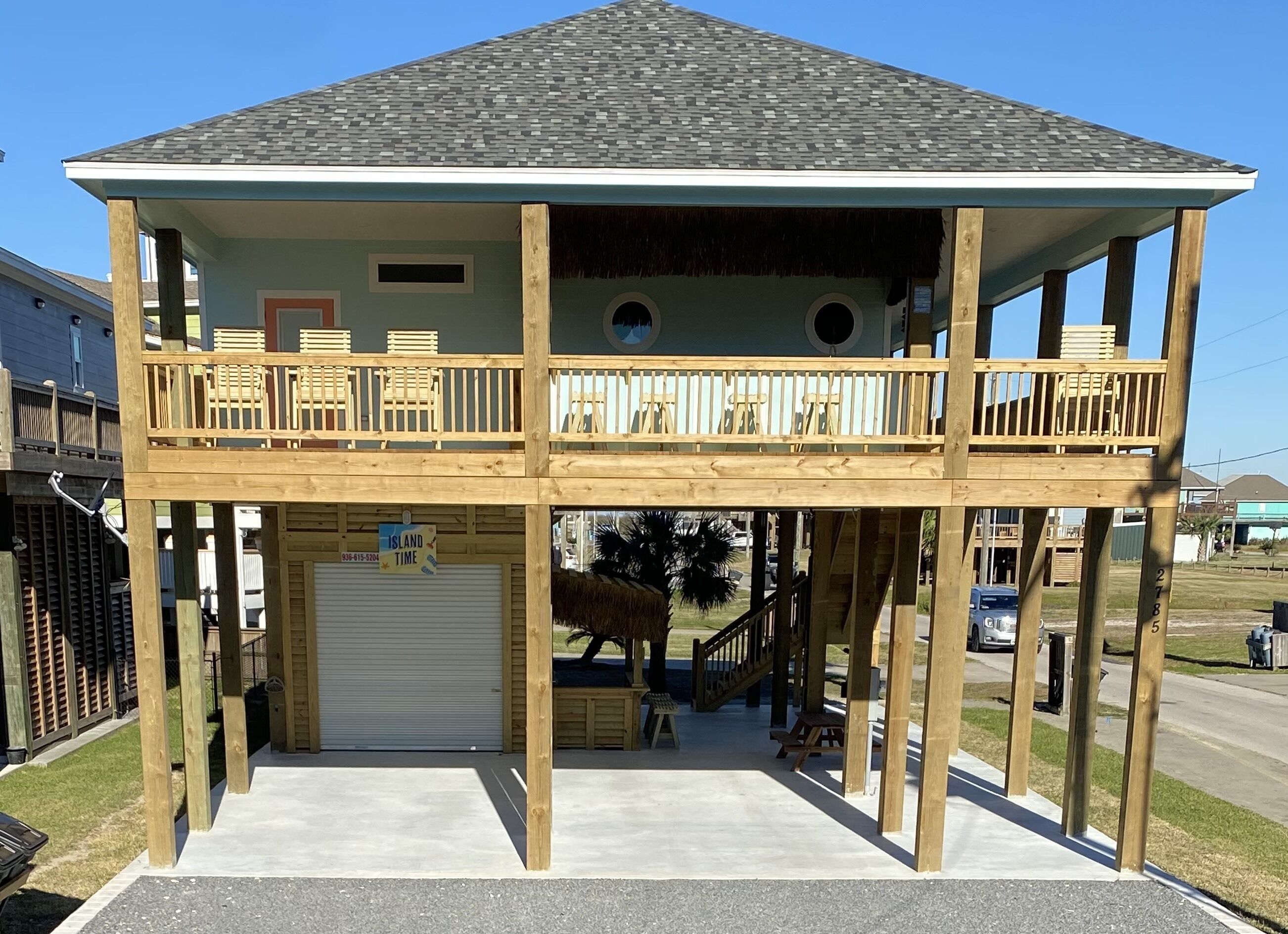 Brand New Luxurious Ocean View Home with a hot tub!