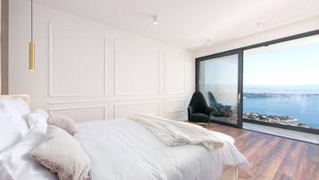 5 slaapkamers, een strijkplank/strijkijzer, reisbedje, gratis wifi