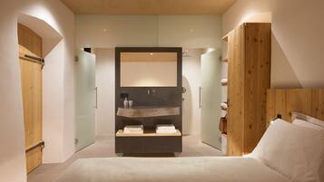 1 Schlafzimmer, Zimmersafe, Bügeleisen/Bügelbrett, Reisekinderbett