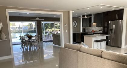 Completely remodeled 3bdrm/2.5bath heated pool