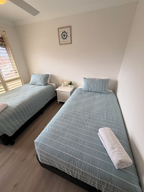 Room - House Nelson bay 2min walk to Shops (Nelson Bay)