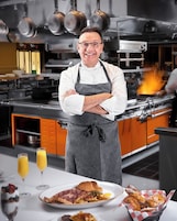 2 restaurants; breakfast, lunch, dinner, and brunch served