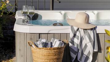 Baignoire à remous extérieure