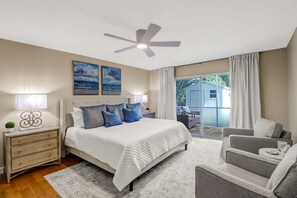 3 bedrooms, iron/ironing board, WiFi, bed sheets - Your endless summer at Sonrisa del Sol! (Naples)