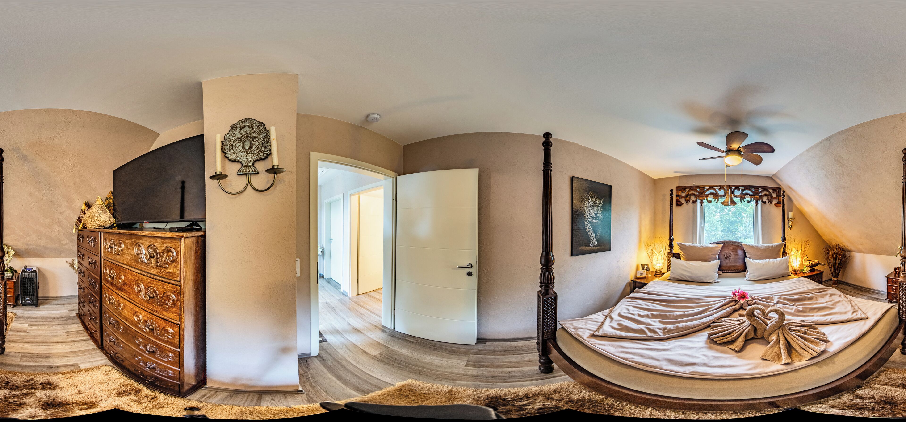 3 quartos, cofres nos quartos, ferros/tábuas de passar roupa