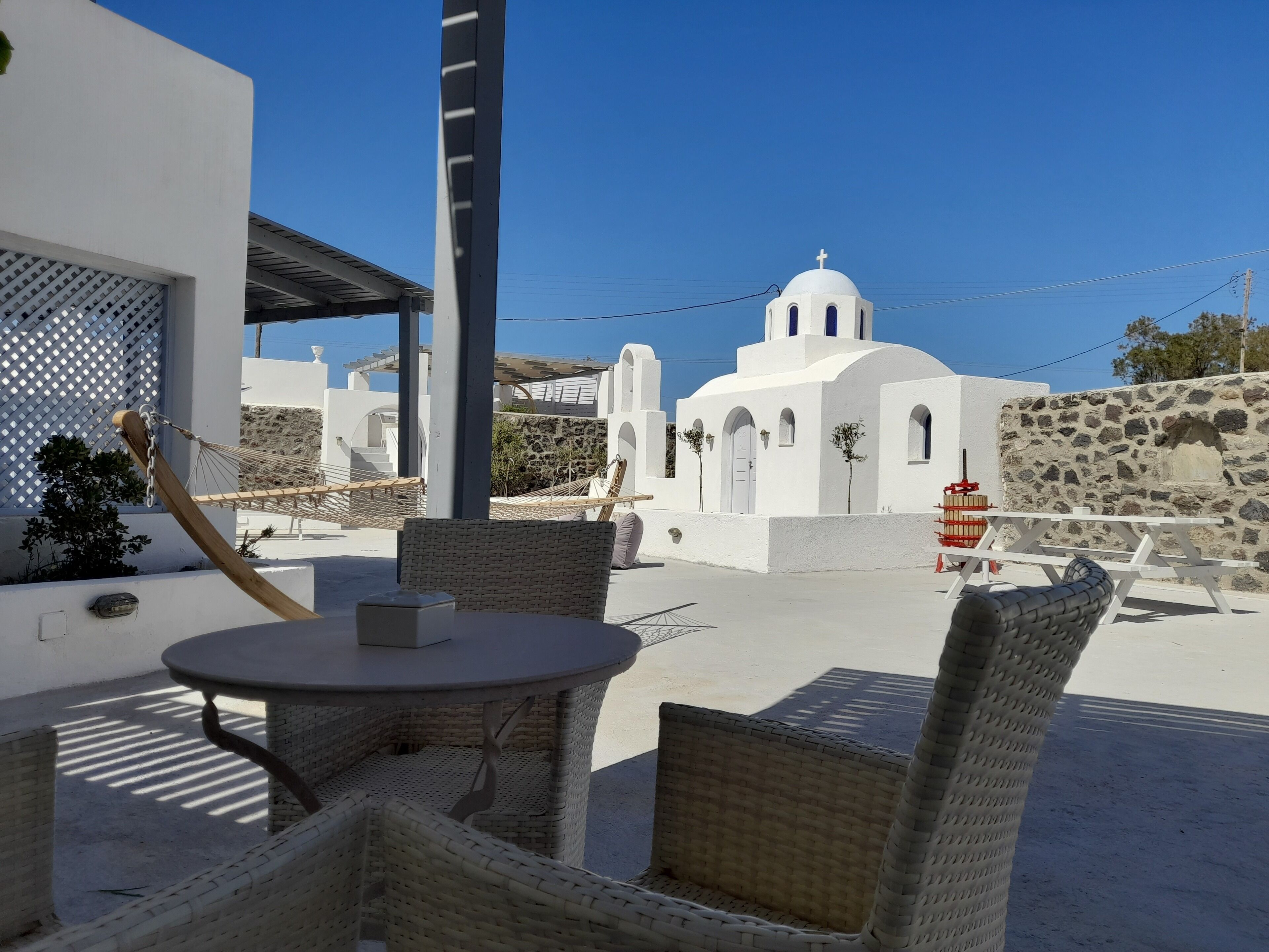 Premium bedding, pillow-top beds, in-room safe, laptop workspace