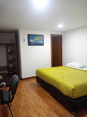 Free WiFi, bed sheets