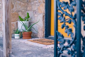 Exterior detail - Green Kitchen Home (Oklahoma City)