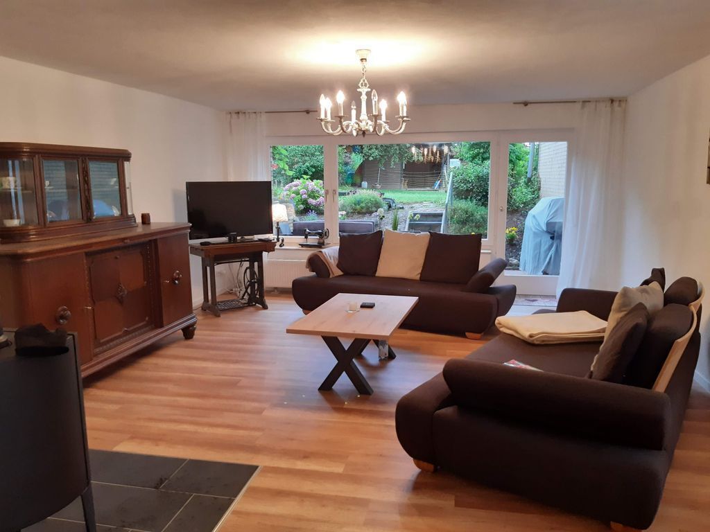 Vacation Home Om Ringel - 5-bed Vacation Home Shower/wc, 3 Bedrooms - Euskirchen