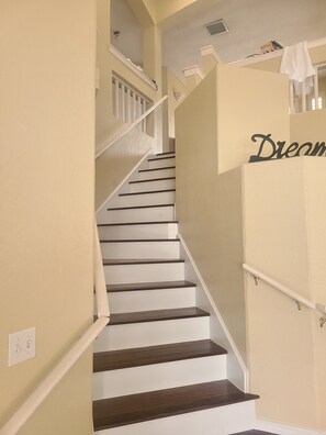 Interior - Cozy Beautiful House with a gated Pool. (El Paso)