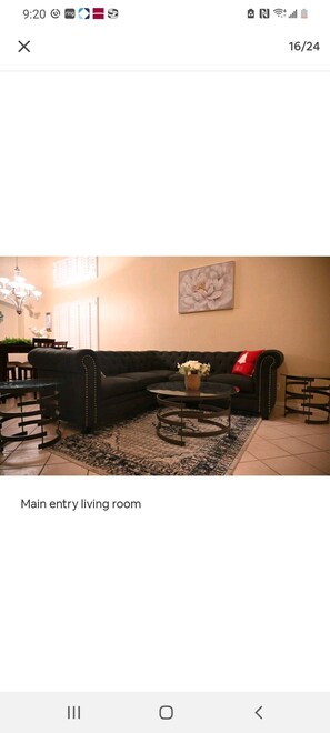 Interior - Cozy Beautiful House with a gated Pool. (El Paso)