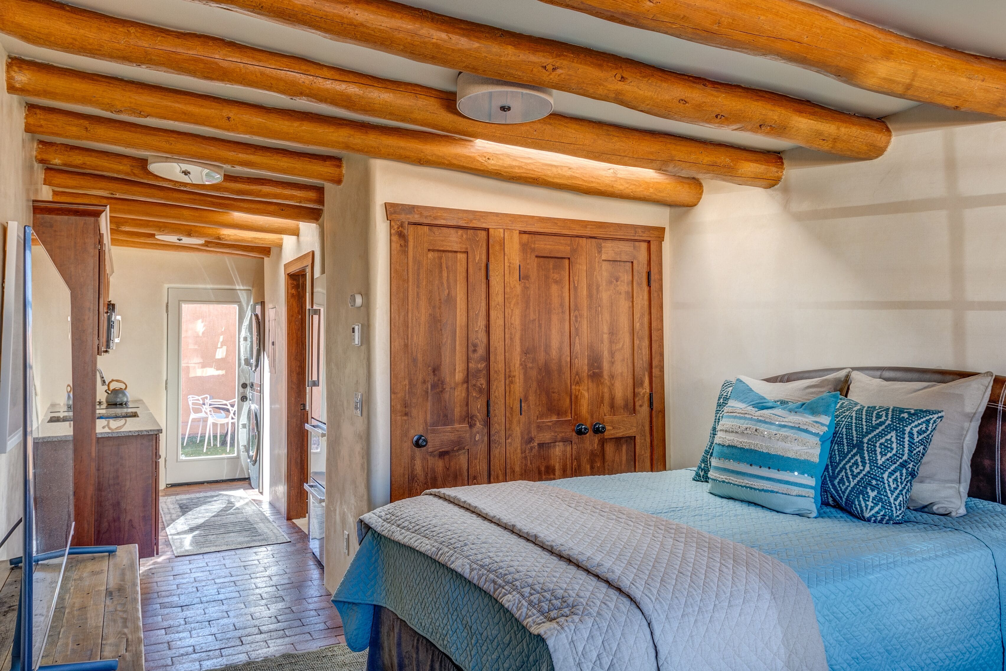 1 soverom, wi-fi (inkludert) og sengetøy