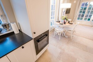 Uklassifisert bilde, 2 av 53, knapp