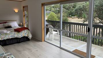 1 bedroom, Internet, bed sheets