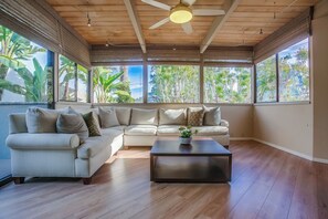 TV, fireplace - 2 Connected Homes Walking Distance to the Beach and Track: The Surf & Turf in Del Mar - New Listing (Del Mar)