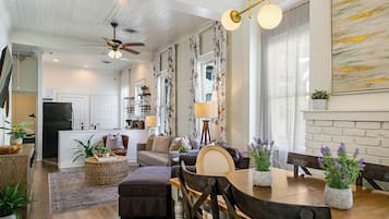 TV connectée, cheminée