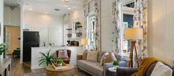 Stylish Downtown Home Near LSU & River Center
